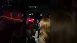 She FaceTimed her ex-boyfriend at Taylor Swift's Eras Tour concert #shorts #taylorswift #celebrity