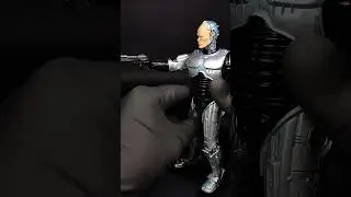 Фигурка РобоКоп, с улучшенной покраской. RoboCop Ultimate figure NECA.