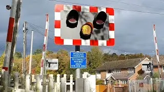 Midgham Level Crossing, Berkshire