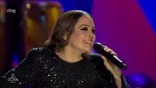 ¿Por qué te vas? (Premios Goya 2023) - Natalia Lafourcade