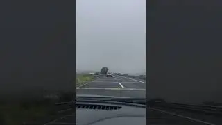 Calando el freno de motor antes de entrarle a la bajada de cumbres de maltrata, Mexico…