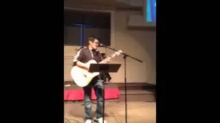 Hannah Mapp singing 