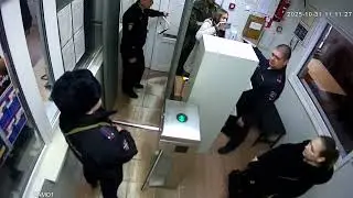 МЕНТОВСКОЙ БЕСПРЕДЕЛ. Исходное видео из отдела полиции.