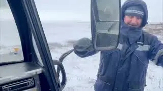 Зимняя рыбалка на щуку. Первый лед.