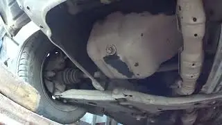 Toyota Corolla. Замена масла в двигателе