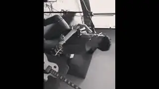 Alone together Strokes jamming out ,/
