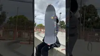 Clementine with that custom 🛹 #skateboard #setup #griptape #asmr