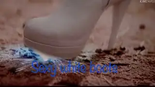 Ariana Grande platform boot crush