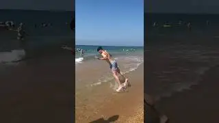 Когда сильно соскучился по морю🤣 найди 5 отличий #wushualania #humor #funny #martialarts #kungfu