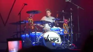 The Vamps - Tristan drum solo - Zenith de Paris 22/04/16