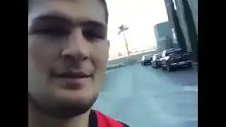 Хабиб подшутил над менеджером Али-Абдель-азизом!!