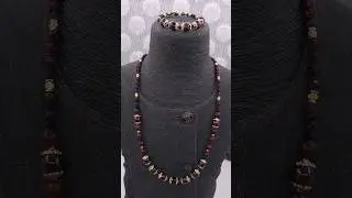 Комплект из граната.       #бисер #diy #ручная_работа #jewelry #подарок #handmade #браслеткупить