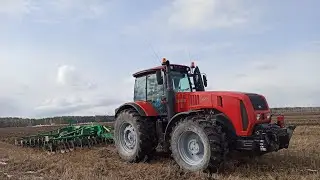 Первый выезд в поле на МТЗ 3522 с Дископак 6