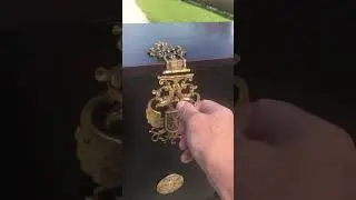 Антикварный секретер с массивными бронзовыми накладками  0609190002