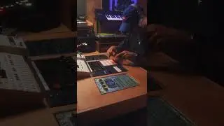 Never enough FILLS!!! #fingerdrumming #drumsolo #boombap #sample