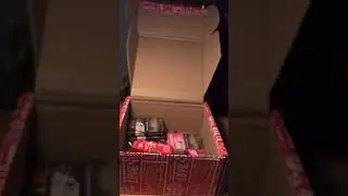 Тебе такую коробку прислали? 🤔 