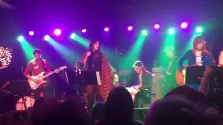 Jaida Dreyer sings 