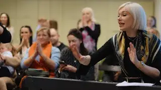#miss_Alyona_music_teacher