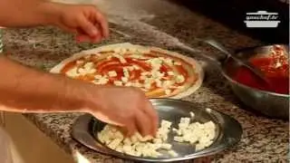 youchef.tv - Pizza with Red Onions from Tropea