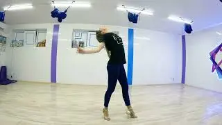 Alena dances bachata / Алёна танцует бачату (Бачата в Симферополе) 