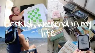 bookish weekend in my life! reorganizing my books, new book merch, and spoiler free reading vlog