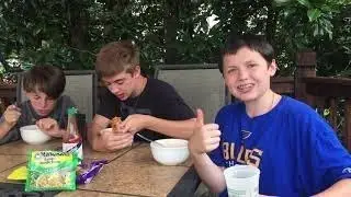 SPICY RAMEN CHALLENGE (CHILI RAMEN, TAKIS, HOT SAUCE)
