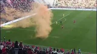 Canlı Aktarım... Mardin Spor - Muş Spor maçı hareketli başladı... Sahaya meşale atıldı