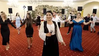 🎤Maria de la Ditesti și Trupa AL CANTO Buzău🔥Are mândra aluniță🎶Femeia frumoasă nu se ține-n casă