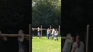 Baumstammslalom beim Highland Games #shorts #event