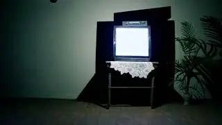 Mного странна Инди игра!