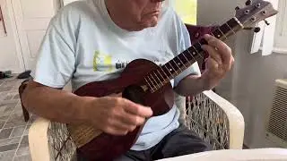 Luis Pilarte Tenor Ukulele- review with sound bits