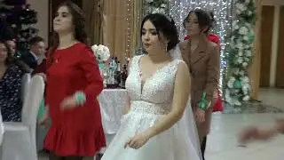 Танец невесты с подругами.Флешмоб на свадьбе Анастасии и Евгения.