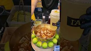 Add honeycomb topping. In lemon soda water in Chiang Mai, Thailand. #streetfood #shorts