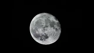 Is There Water On The Moon?🤔 #weeklypilloffacts #facts #space #moon #earth #Nasa