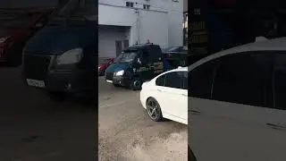 BMW E38 728i