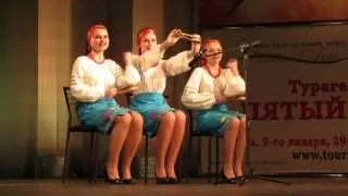 Херсонские девушки-ложкари покорили публику