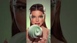 Green makeup transition with a 3d sphere