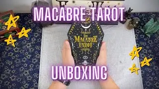 🦇 Unboxing and First Impressions🦇  of the Macabre Tarot!