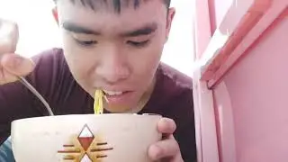 michael alfharino's VLOG MUKBANG instant noodles LEMONILO rasa kari ayam