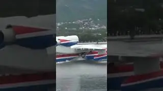 БЕ-200 подъехал и взлетел с воды.