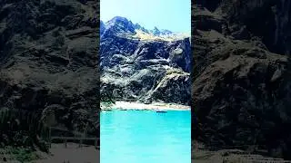 The Most Beautiful Lake View In Hunza Valley// Attabad Lake View #attabadlake #hunza #pakistan