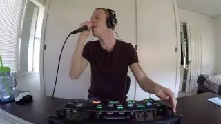 Less Is More - Dave Repeat (Live Vocal Looping)