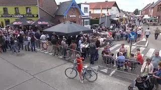 29e Rommelmarkt Halfoogst Proche Kermis