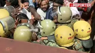മുകേഷിന്റെ രാജിക്കായി മുറവിളി, യൂത്ത് കോണ്‍ഗ്രസ് മാര്‍ച്ചില്‍ വന്‍ സംഘര്‍ഷം, ലാത്തിവീശി പൊലീസ്