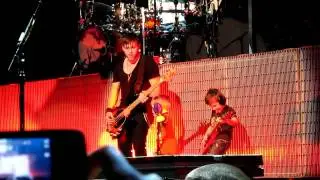 Three Days Grace - Animal I Have Become (Hartford, CT 9/11/2011)