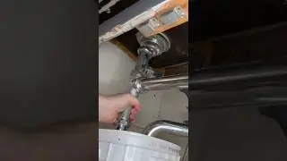 Kitchen Sink Drain Pipe Replacement! Metal or Plastic?  #diy #plumbing #helpingothers #plumber