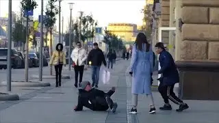 Edward Bil НОВЫЕ ПРАНКИ ∫ РАЗБИЛИ ТЕЛЕВИЗОР В МАГАЗИНЕ ∫ ДРАКА