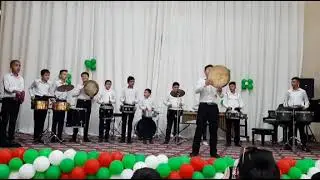 Ансамбль шоу барабан