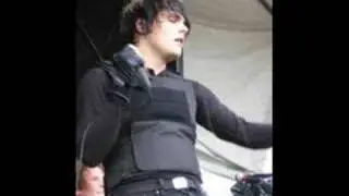 Gerard is bringin' sexy back...