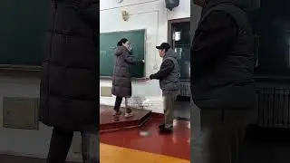 A student pretending to be a teacher 😅